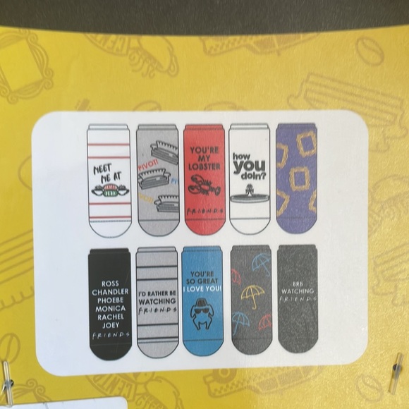 Set  of goodies from the television show “Friends” - Picture 3 of 6